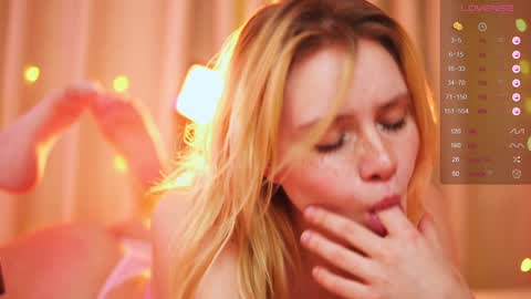 Snapshot of howimeturmum chatting on 01.14.25 ash. see u on sunday online show from 01.14.25