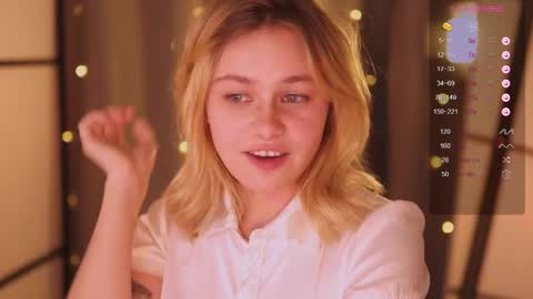 Snapshot of howimeturmum chatting on 03.05.25 ash. see u on sunday online show from 03.05.25