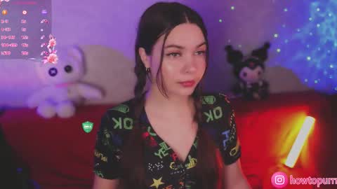 Mia online show from 10.17.25