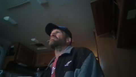 Snapshot of hoytme chatting on 12.10.24 hoytme online show from 12.10.24