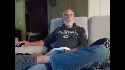 Snapshot of hp58 chatting on 12.02.24 hp58 online show from 12.02.24