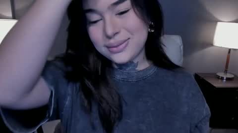 Snapshot of hubadera chatting on 10.23.25 hubadera online show from 10.23.25