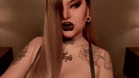 Snapshot of hubadera chatting on 11.08.25 hubadera online show from 11.08.25