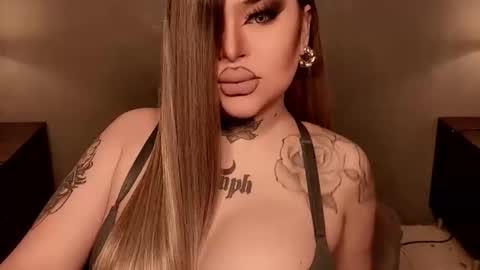 Snapshot of hubadera chatting on 11.10.25 hubadera online show from 11.10.25