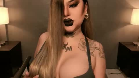 Snapshot of hubadera chatting on 11.12.25 hubadera online show from 11.12.25