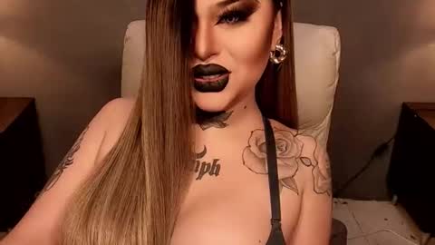 Snapshot of hubadera chatting on 12.01.25 hubadera online show from 12.01.25