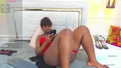 Snapshot of huddah_cam chatting on 12.30.24 huddah online show from 12.30.24