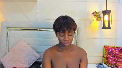 Snapshot of huddah_cam chatting on 02.27.25 huddah online show from 02.27.25