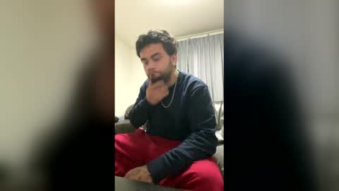 Snapshot of huffies_cam chatting on 12.14.25 huffies_cam online show from 12.14.25