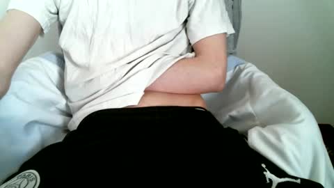 Snapshot of hug_me chatting on 10.26.25 Keanu online show from 10.26.25