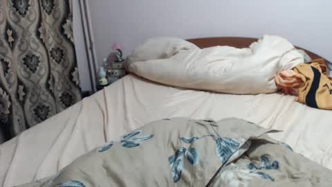 hugeassdevil online show from 09.27.25