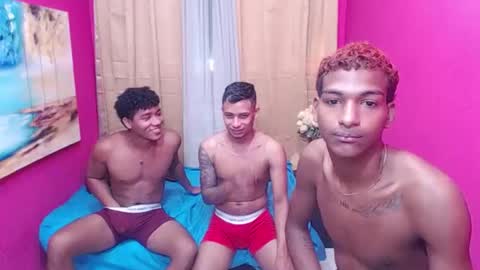 jose bigcock i like masturbate my big dick and finger my ass hole i am so hot online show from 01.12.26