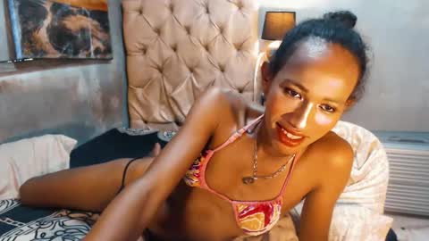 hugecock_caramel online show from 04.18.26