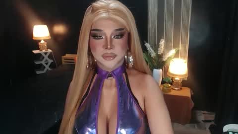 Christine online show from 03.27.26