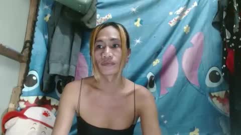 Snapshot of hugecockforyouxx chatting on 10.30.25 bella passwordshow 500tokens no time limit online show from 10.30.25