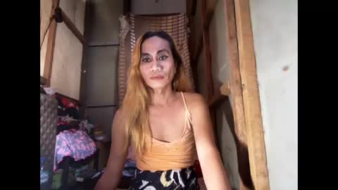 Snapshot of hugecockforyouxx chatting on 11.01.25 bella passwordshow 500tokens no time limit online show from 11.01.25