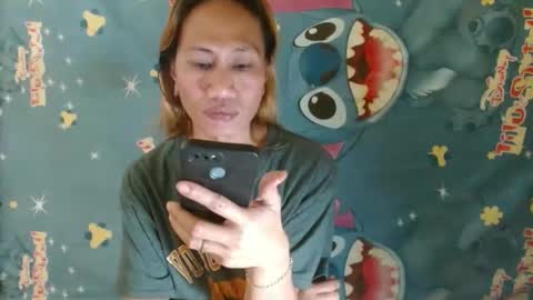 Snapshot of hugecockforyouxx chatting on 11.23.25 bella passwordshow 500tokens no time limit online show from 11.23.25