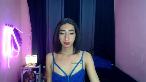 UrhotChristina online show from 12.05.24