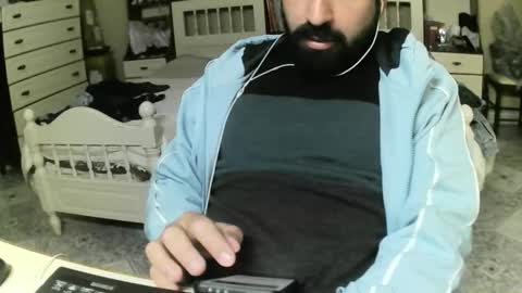 Snapshot of hugeveiny chatting on 03.17.26 hugeveiny online show from 03.17.26