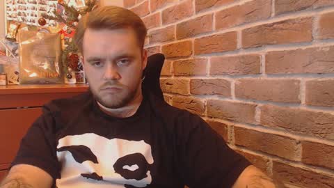 Hugo online show from 01.12.25