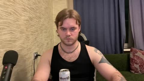 Snapshot of hugo__brad chatting on 05.05.26 Hugo online show from 05.05.26