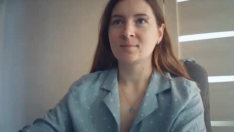 Snapshot of humpygrey chatting on 10.24.25 HumpyGrey online show from 10.24.25