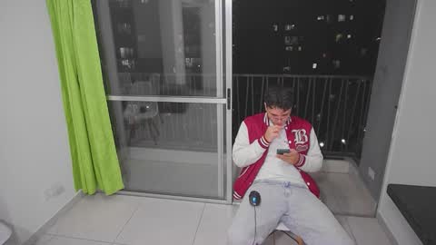 Snapshot of hun_damer chatting on 09.27.25 hun_damer online show from 09.27.25