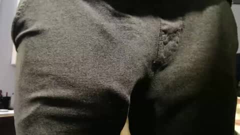 Big uncut cock dripping online show from 04.12.26