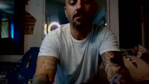hungherowithoutacape online show from 07.01.26