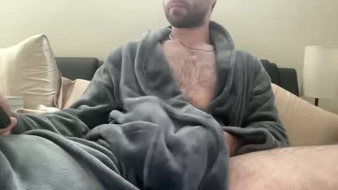 Snapshot of hunginscv chatting on 12.07.24 hunginsocal online show from 12.07.24