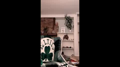 Snapshot of hungitalian40 chatting on 05.23.26 hungitalian40 online show from 05.23.26