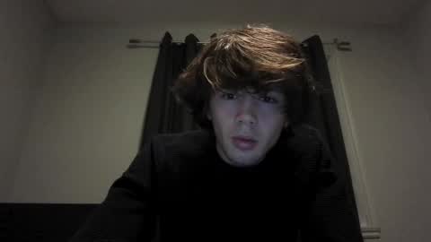 Snapshot of hunglikecrazyy chatting on 12.15.25 Tyler online show from 12.15.25