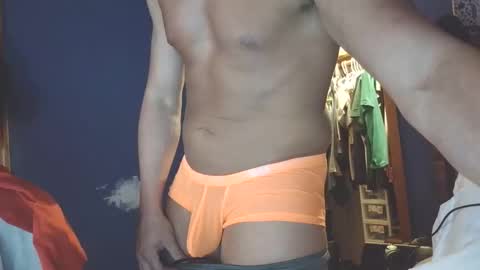hunglikeray2286 online show from 05.24.26