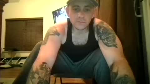 Snapshot of hungoutlaw69420 chatting on 11.18.25 hungoutlaw69420 online show from 11.18.25