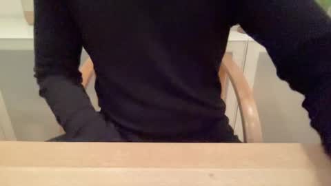 Snapshot of hungwank95 chatting on 01.16.25 hungwank95 online show from 01.16.25