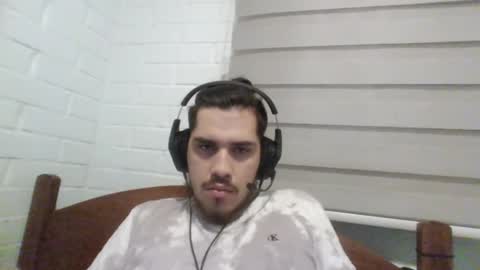 Snapshot of hungweeb chatting on 12.04.24 Rod online show from 12.04.24