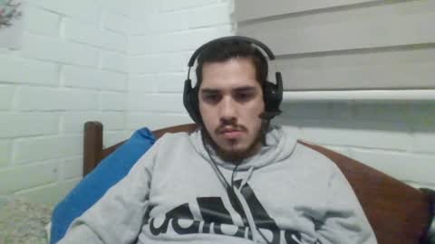 Snapshot of hungweeb chatting on 12.07.24 Rod online show from 12.07.24