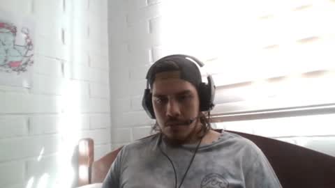 Snapshot of hungweeb chatting on 12.10.24 Rod online show from 12.10.24