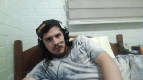 Snapshot of hungweeb chatting on 12.15.24 Rod online show from 12.15.24