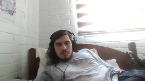 Snapshot of hungweeb chatting on 12.15.24 Rod online show from 12.15.24