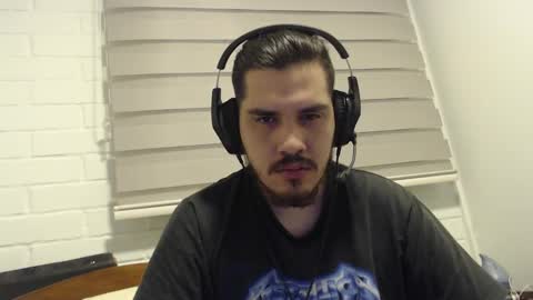 Snapshot of hungweeb chatting on 02.04.25 Rod online show from 02.04.25