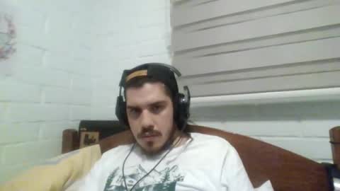 Snapshot of hungweeb chatting on 02.06.25 Rod online show from 02.06.25