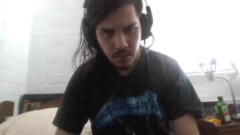 Snapshot of hungweeb chatting on 03.04.25 Rod online show from 03.04.25