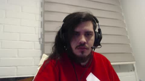 Snapshot of hungweeb chatting on 09.20.25 Rod online show from 09.20.25