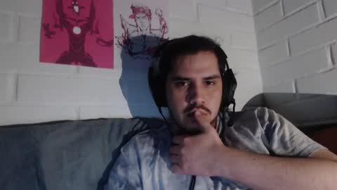 Snapshot of hungweeb chatting on 09.29.25 Rod online show from 09.29.25