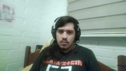 Snapshot of hungweeb chatting on 10.21.25 Rod online show from 10.21.25