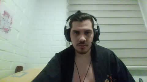 Snapshot of hungweeb chatting on 11.18.25 Rod online show from 11.18.25