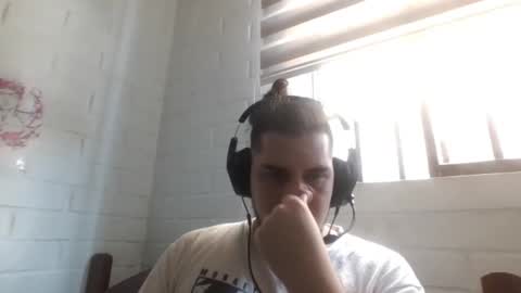 Snapshot of hungweeb chatting on 01.16.26 Rod online show from 01.16.26