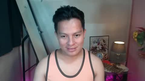Snapshot of hunk_danny chatting on 03.01.25 hunk_danny online show from 03.01.25