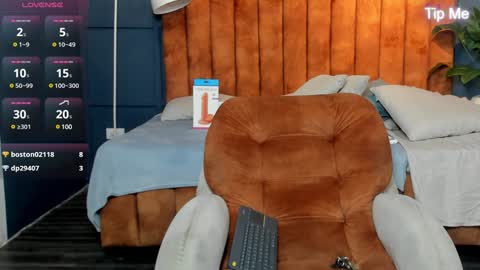 hunk_ryan online show from 02.01.25